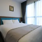 Glenwood Suites